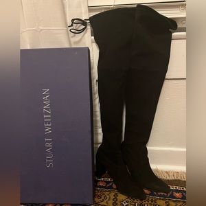Beautiful suede thigh high Stuart Weitzman boots in excellent condition.